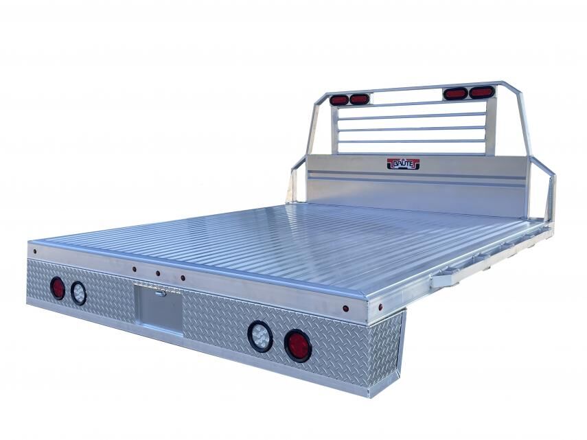 Flatbed, Square Rear Corner Model - Extruded Aluminum - 94in.W x 134in.L with 37in. Headboard